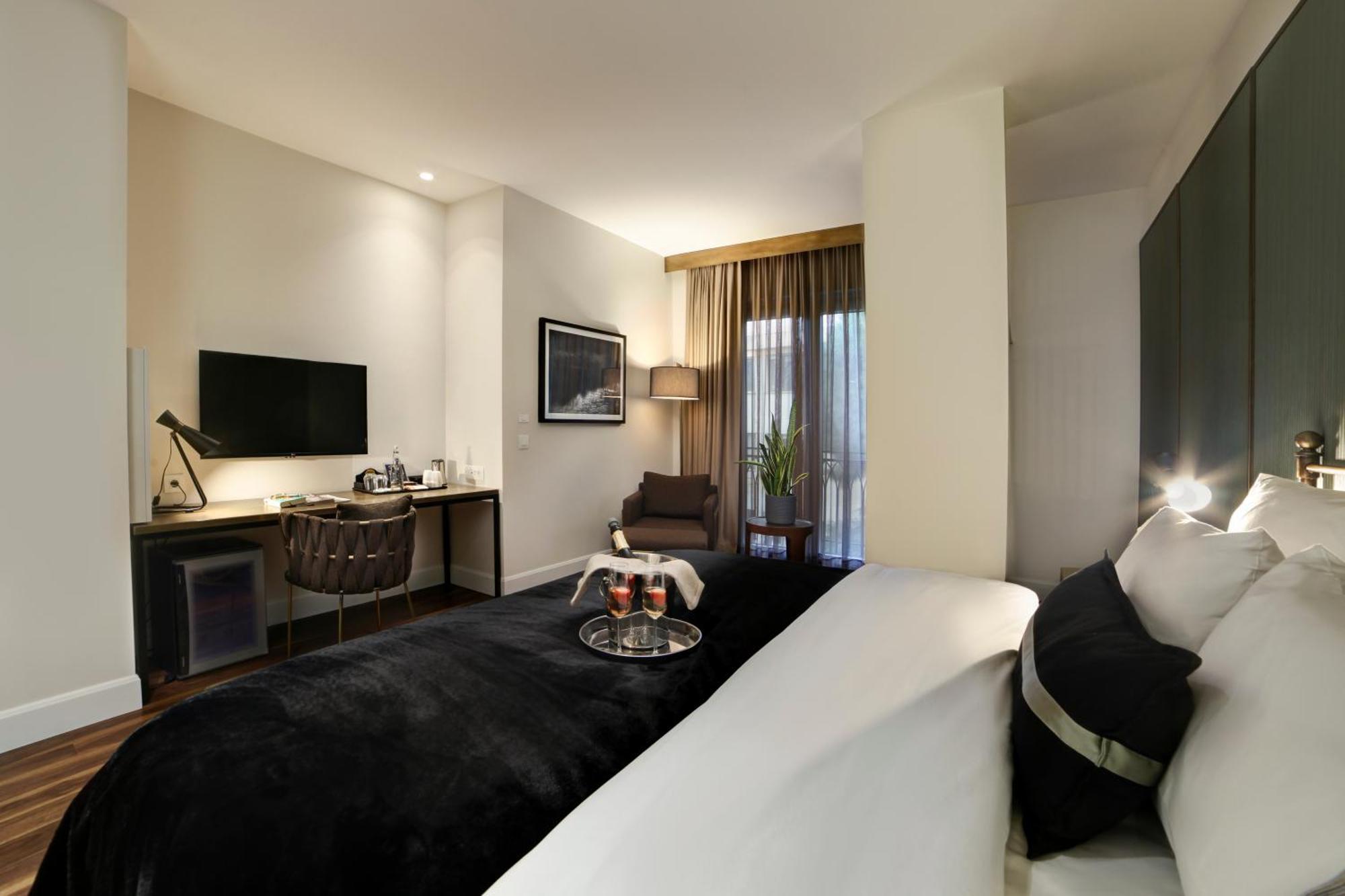 39 Kalamis Marina Hotel & Restaurant Istanbul Eksteriør billede